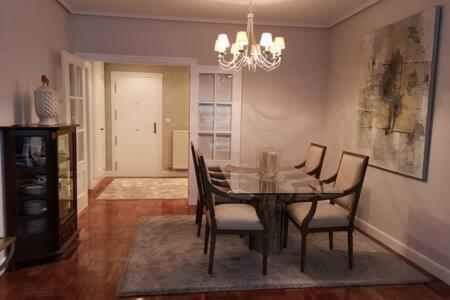 Habitacion Con Bano Privado En Билбао Екстериор снимка