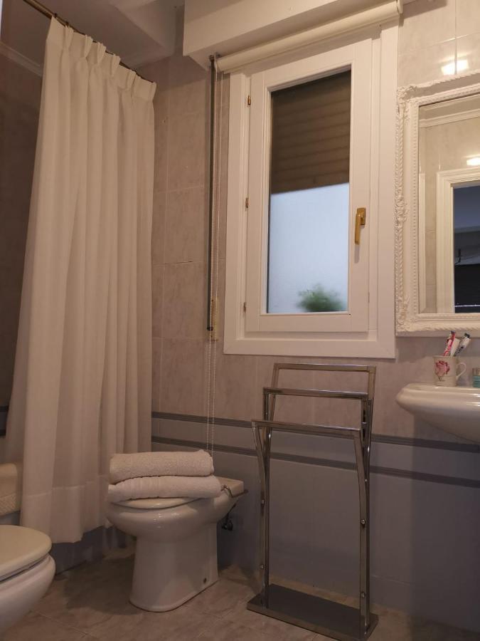 Habitacion Con Bano Privado En Билбао Екстериор снимка
