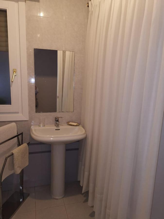 Habitacion Con Bano Privado En Билбао Екстериор снимка
